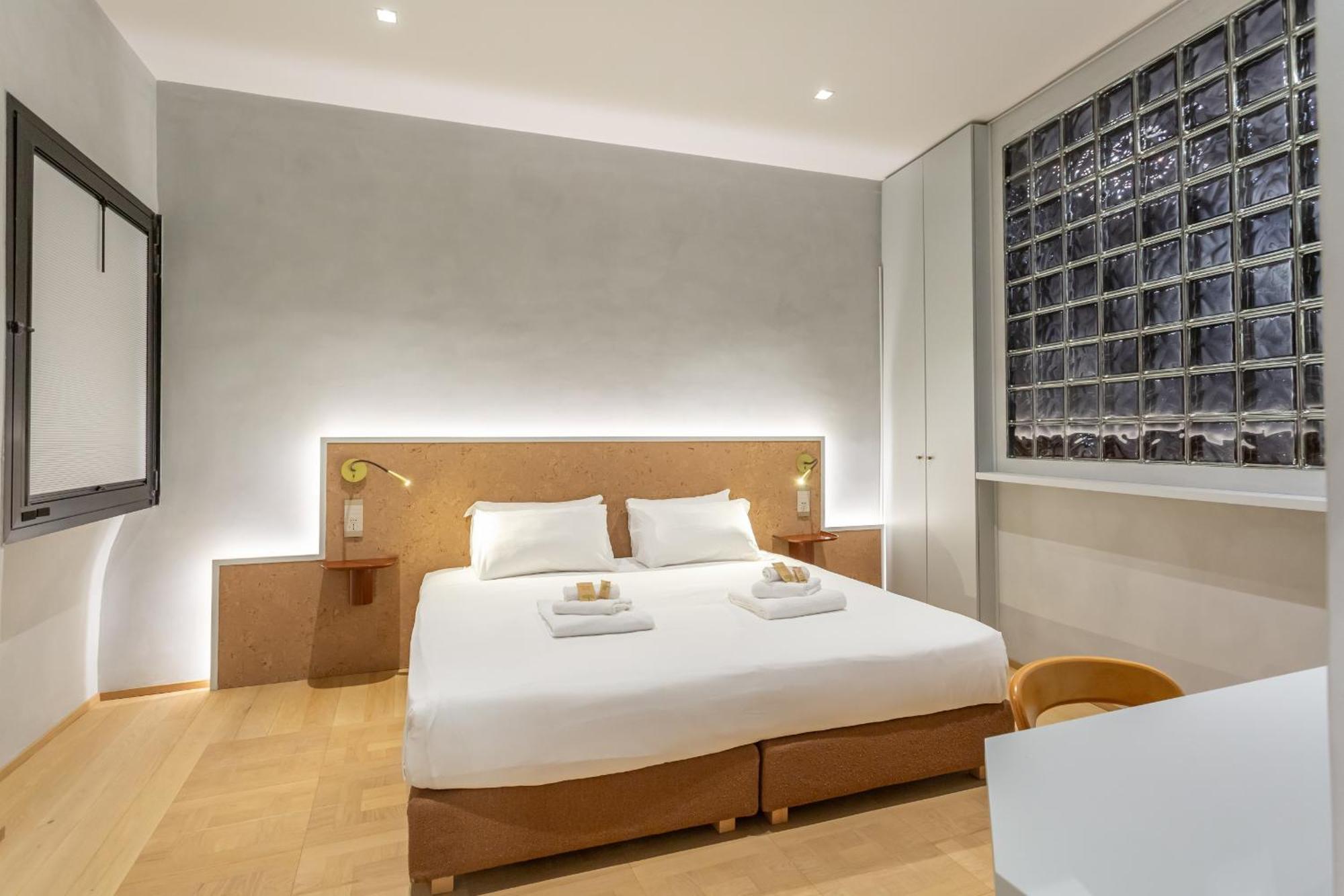 Spanish Steps Exclusive 3bdr Apartment