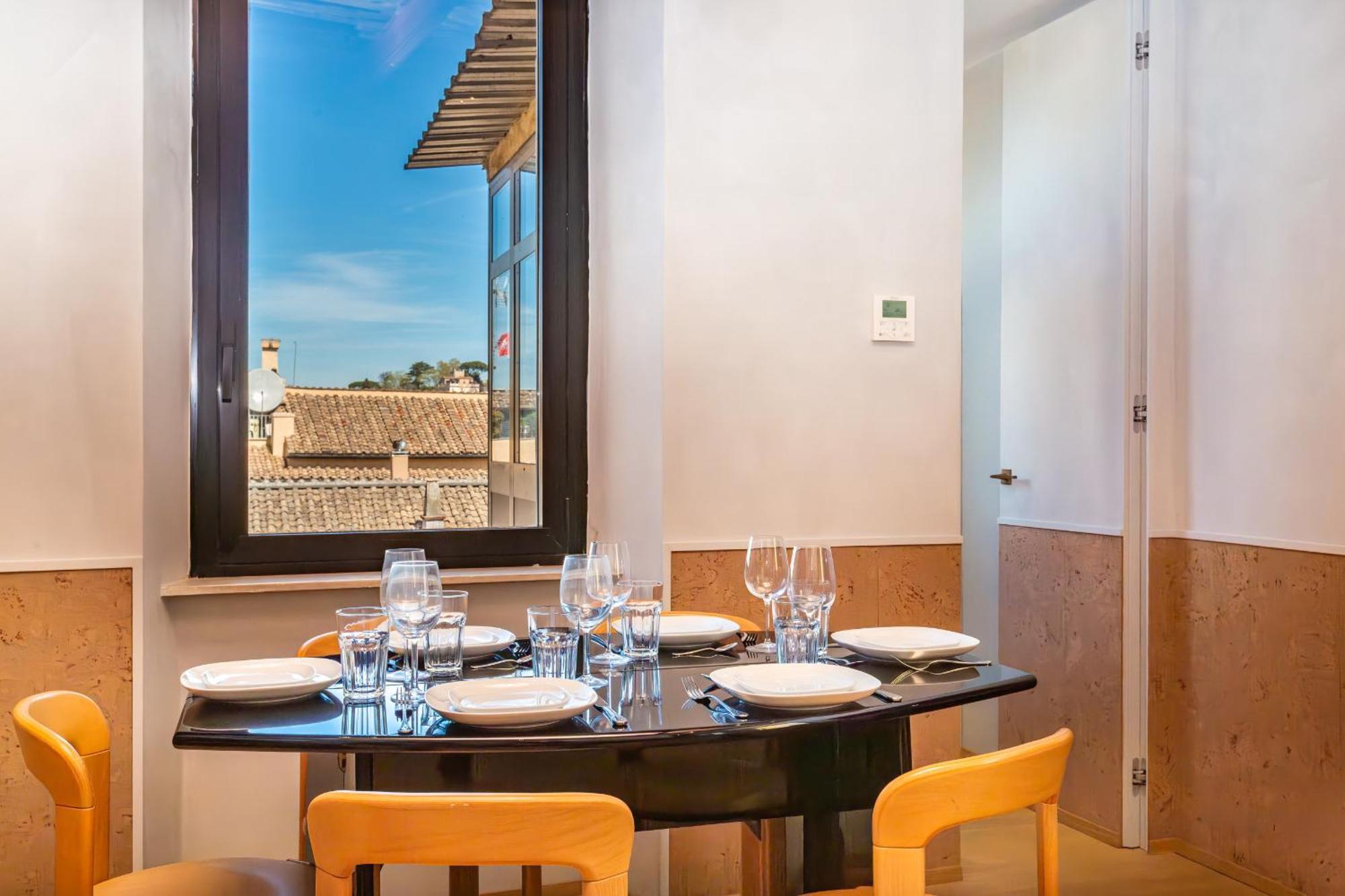 Spanish Steps Exclusive 3bdr Apartment