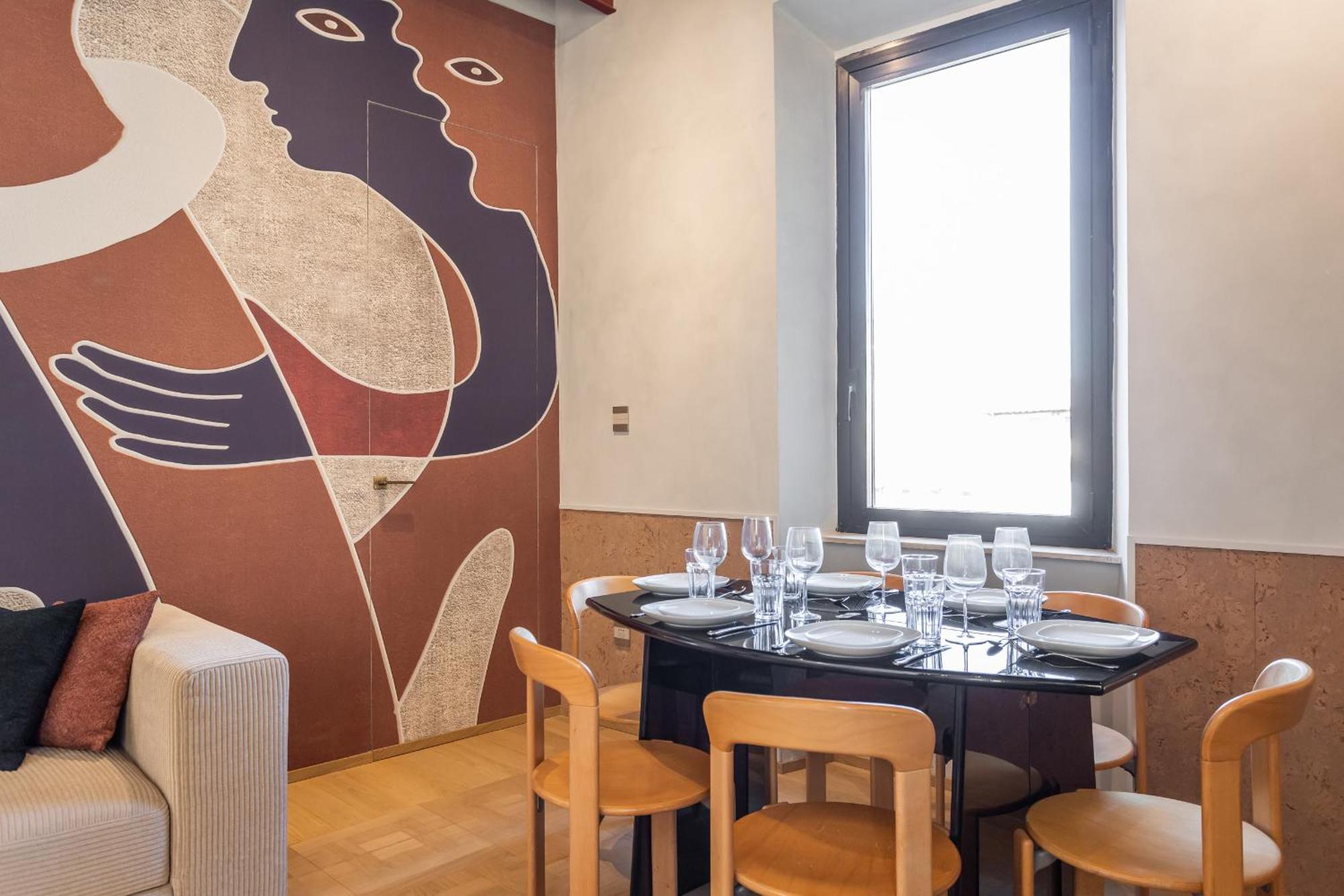 Spanish Steps Exclusive 3bdr Apartment