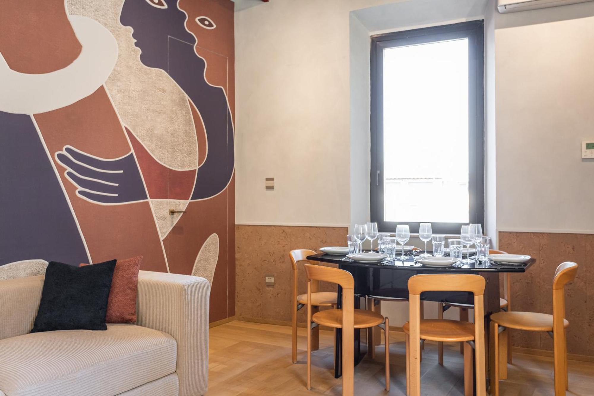 Spanish Steps Exclusive 3bdr Apartment *